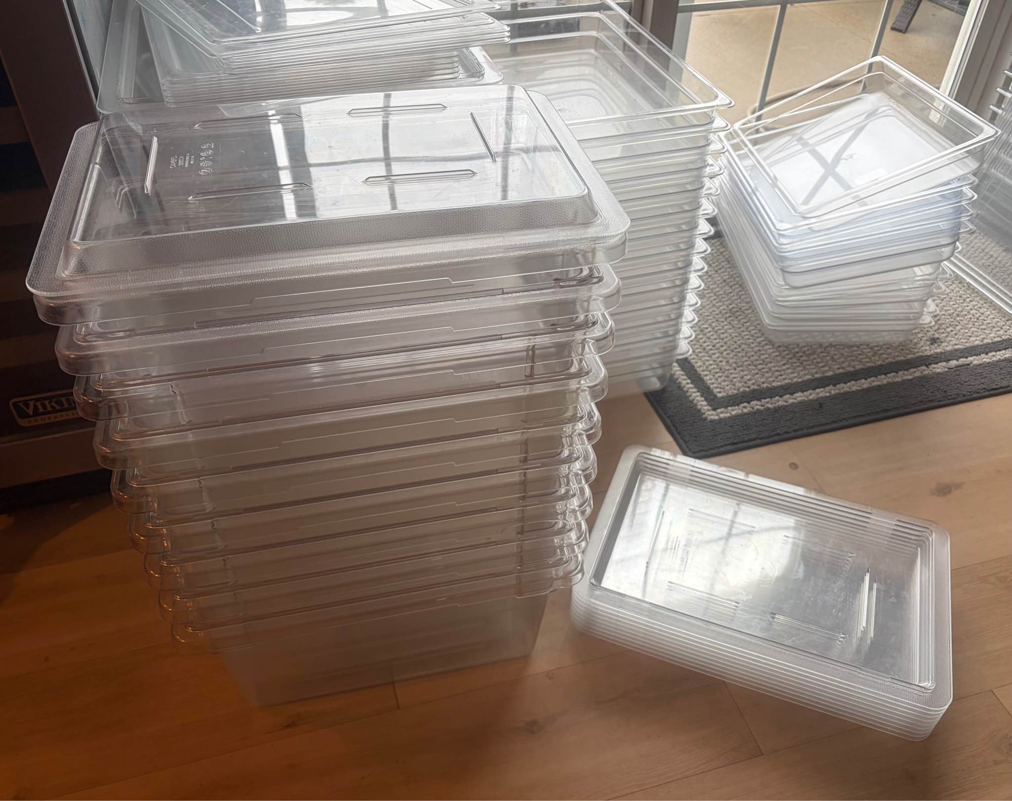 👩🏻‍🍳 Lexan Cambro containers large & small *New and lightly used ...
