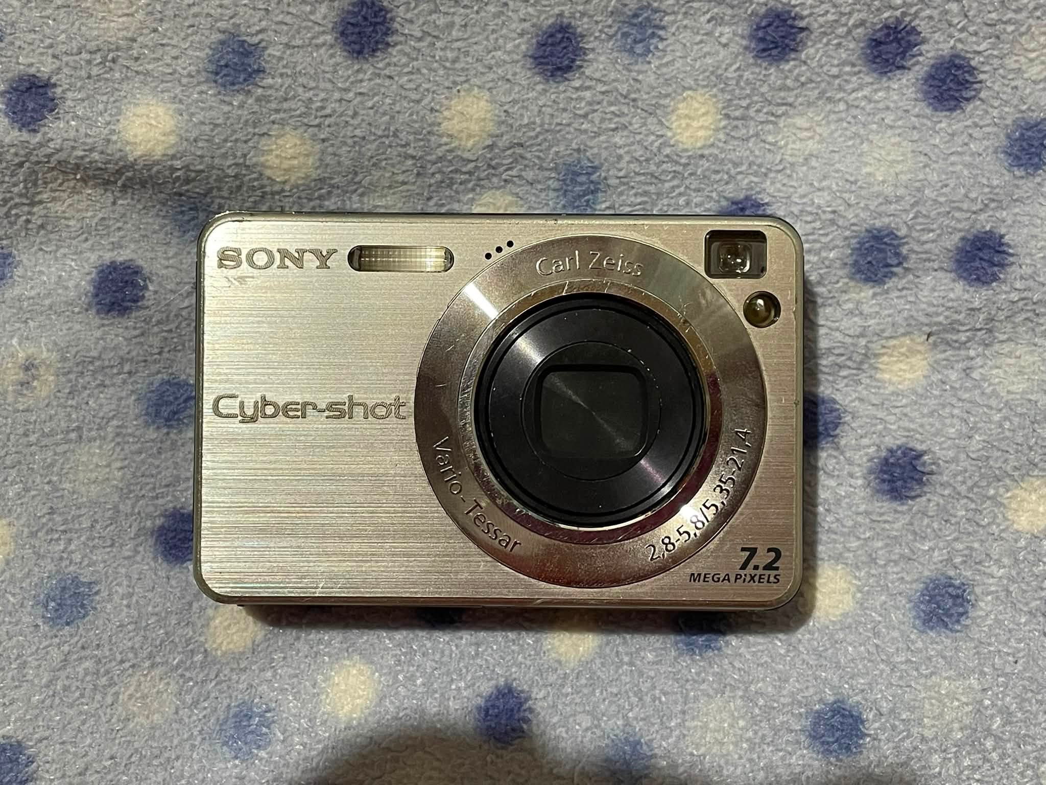 FOR SALE: Sony Cyber-shot DSC-W110 LAST PRICE: 2,000 🌸 7.2MP CCD