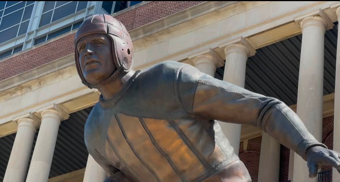 COMMIT: Illinois... - Illinois Fighting Illini on 247Sports | Facebook