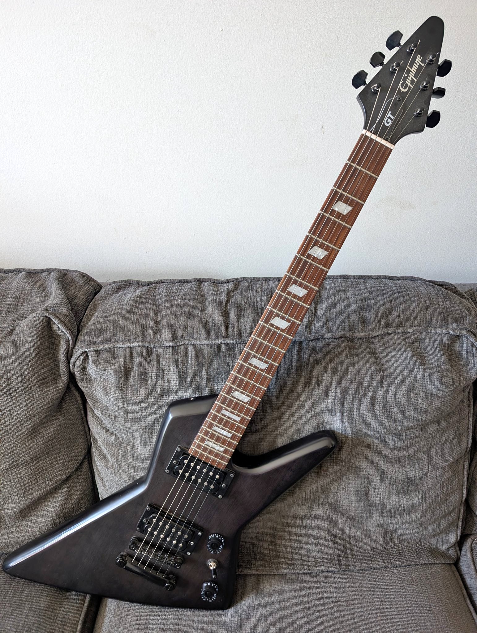 Epiphone Explorer GT guitar - Electric Guitars - Calgary, Alberta ...