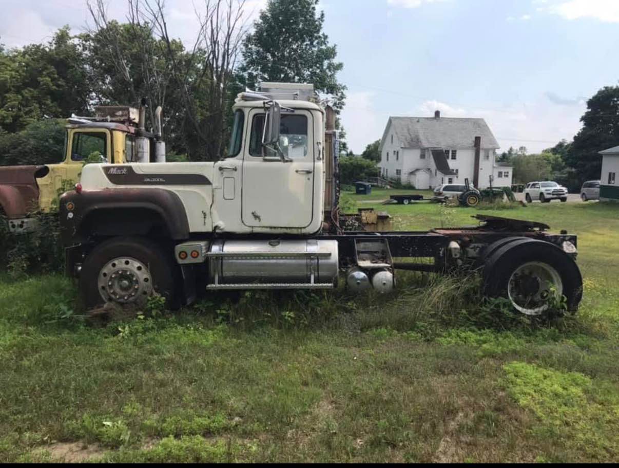 1971 Mack r700 - Commercial Vehicles - Boston, Massachusetts | Facebook ...