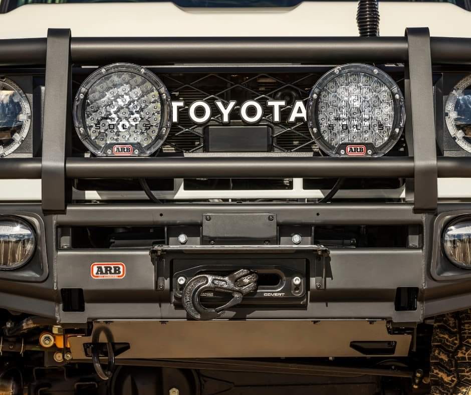 ARB - El Bushranger Covert Winch luce increíble en nuestro bar Deluxe 😤 ...