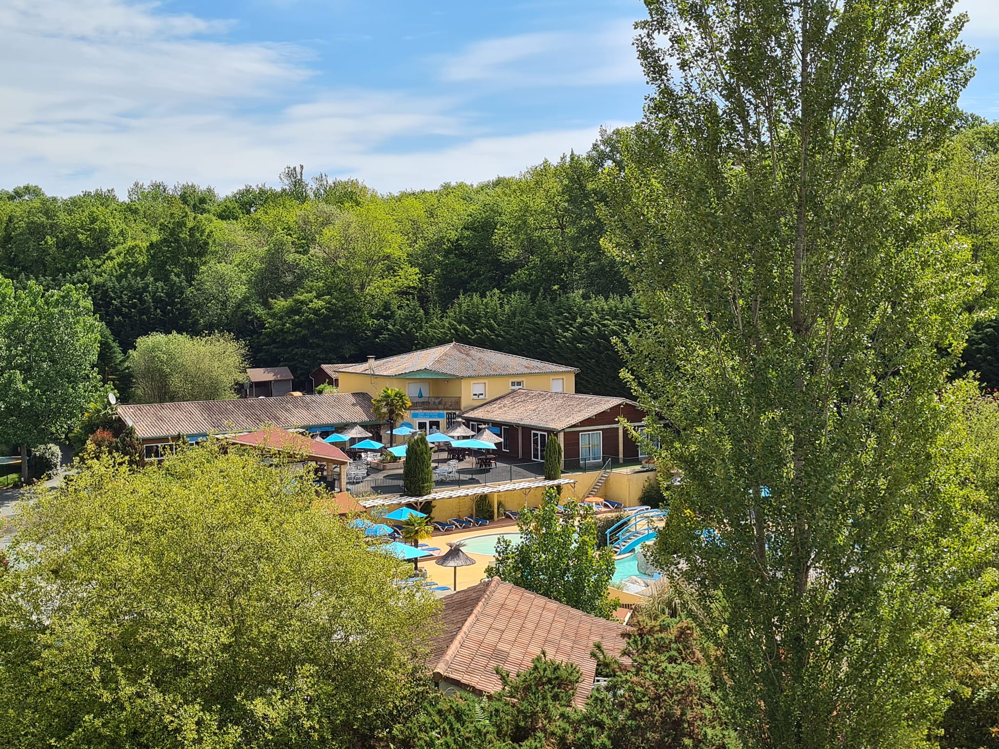 camping-paradis-l-escapade-lamonzie-montastruc