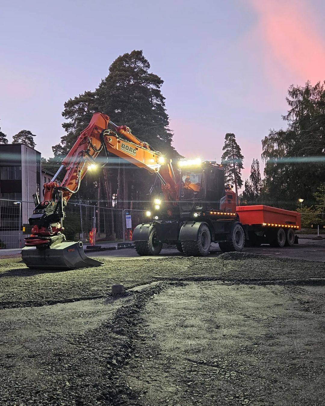 Check out this Hitachi ZX870 excavator standing proud in Holland