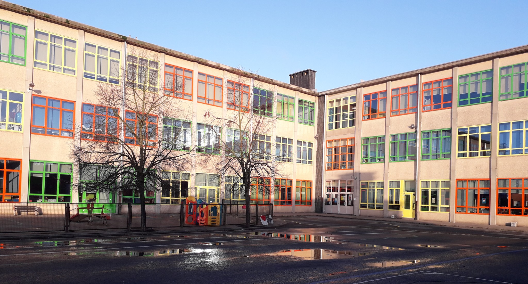 Ecole communale... - Ecole communale du Centre de La Louvière