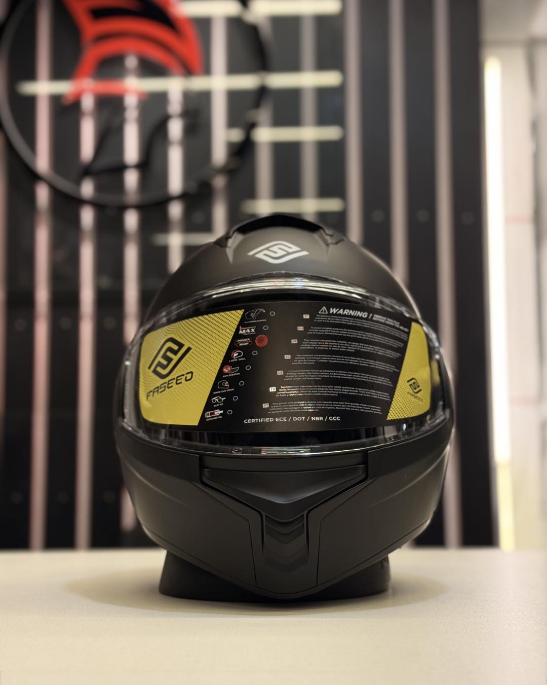 flip back motorcycle helmet ILM Bluetooth Integrated Modular up Full Face Model 953 Matte Black / Medium Flat Titanium is a versatile and comfortable option for riders UNIK FLIP BACK SPECTRUM DV