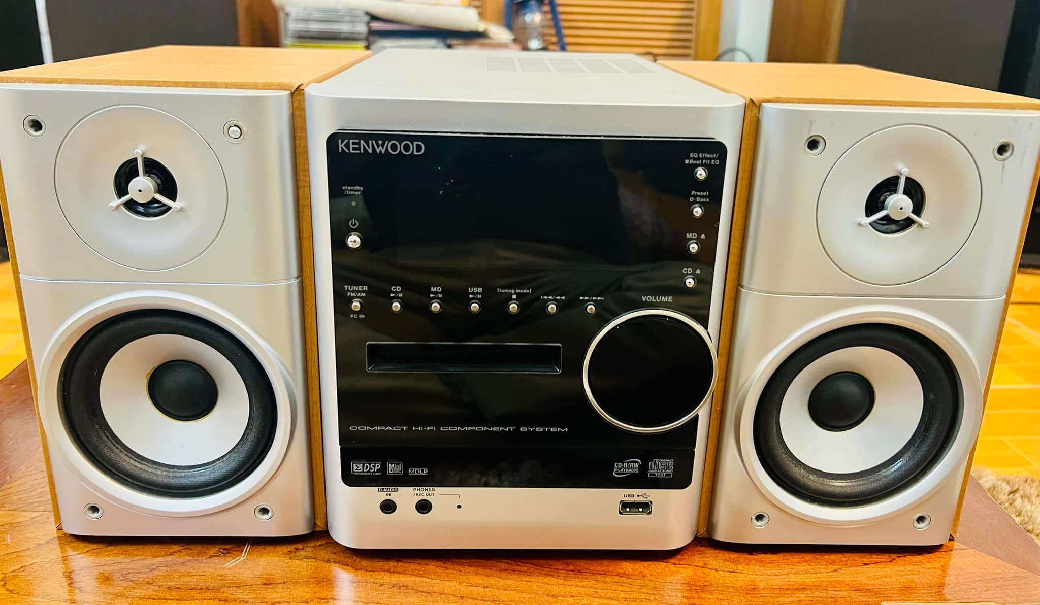 Kenwood NDL100 Dàn mini Kenwood RMD-NDL100, điện 100V. Hình thức