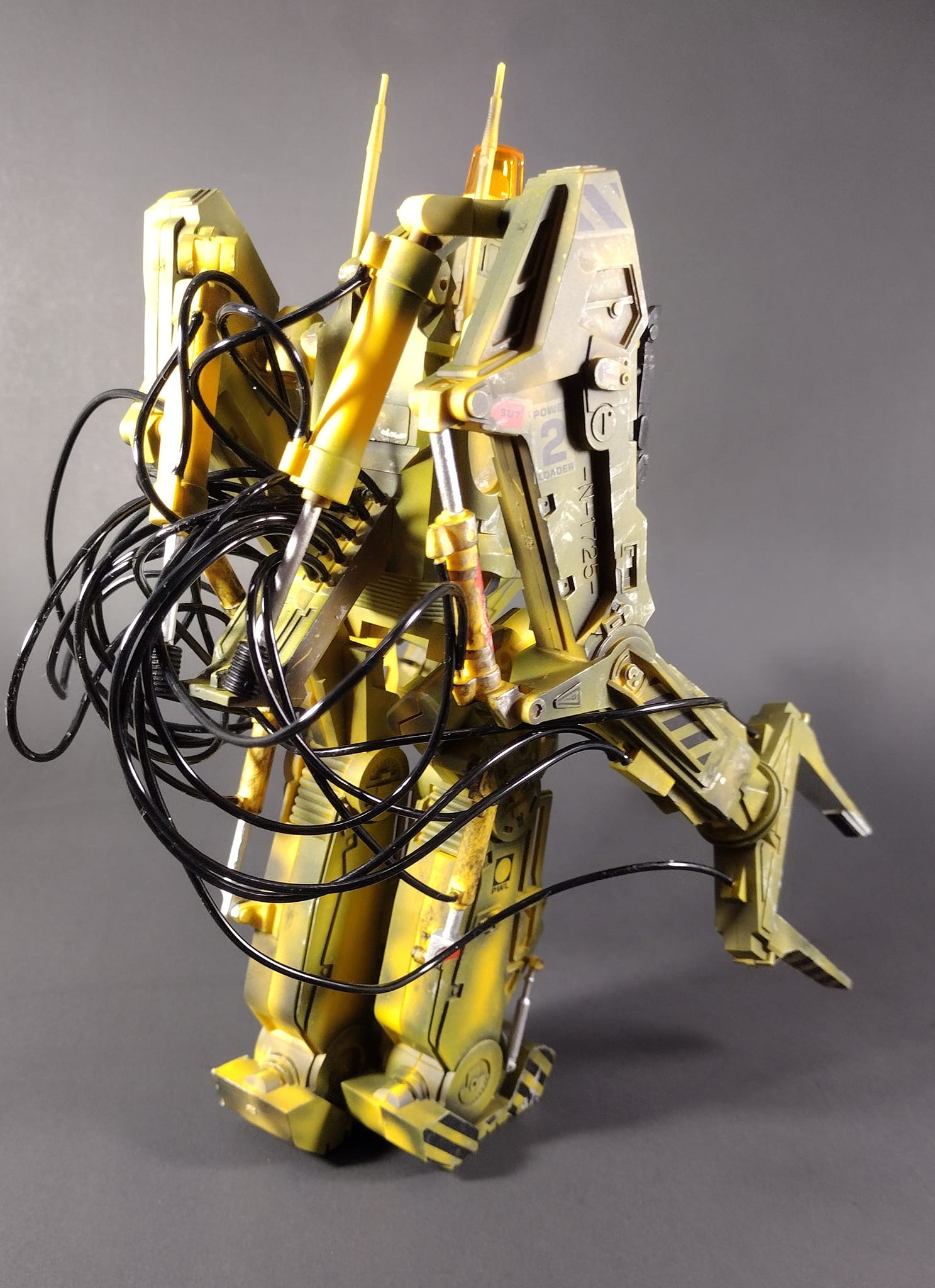 Aliens 1:12 scale model kit power loader build