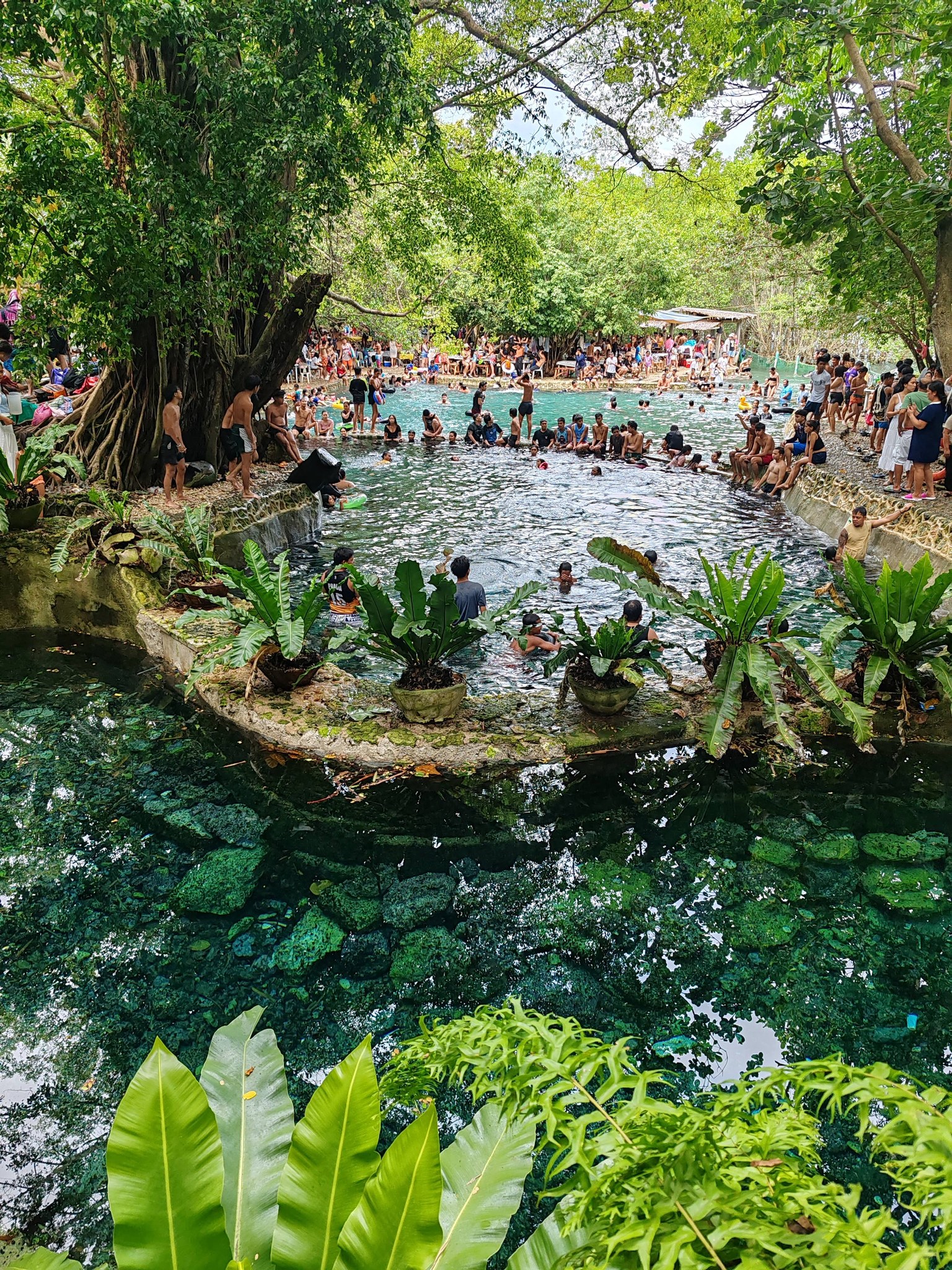Sugbo.ph - 𝐑𝐄𝐋𝐀𝐗𝐈𝐍𝐆 𝐇𝐈𝐃𝐄𝐀𝐖𝐀𝐘 𝐈𝐍 𝐓𝐀𝐁𝐎𝐆𝐎𝐍! 💦🌳 Take a break... | Facebook