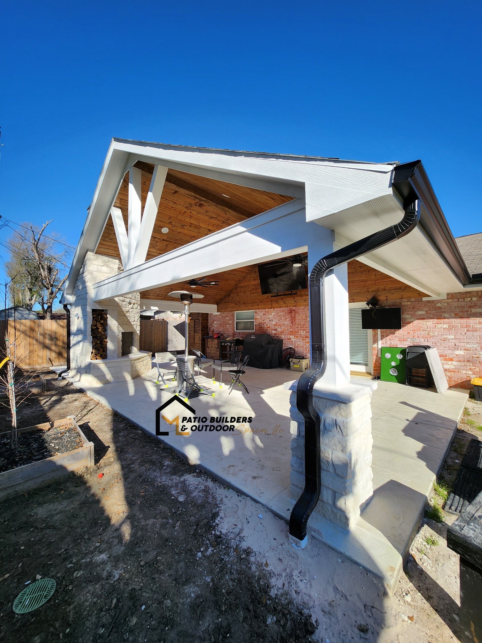 Patio Builder's & Outdoor Spaces LLC