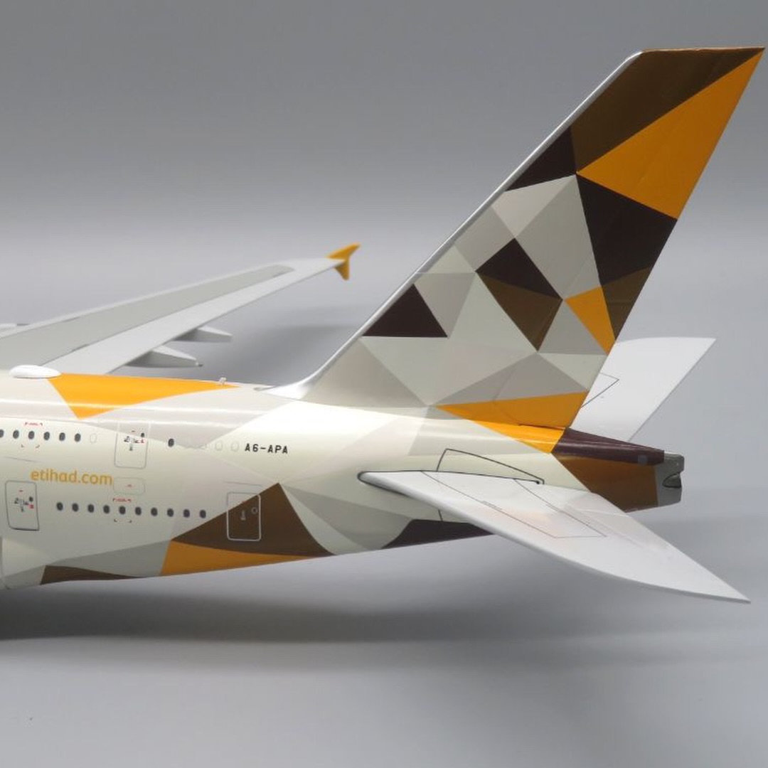 ✈️【Apollo 1/200 Etihad A380｜阿提哈德航空奢華巨作】 Apollo 全新