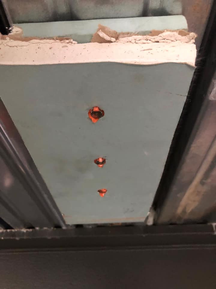 SpeedTool - The original HC6 32 pins use to fix Gyproc wall deflection ...