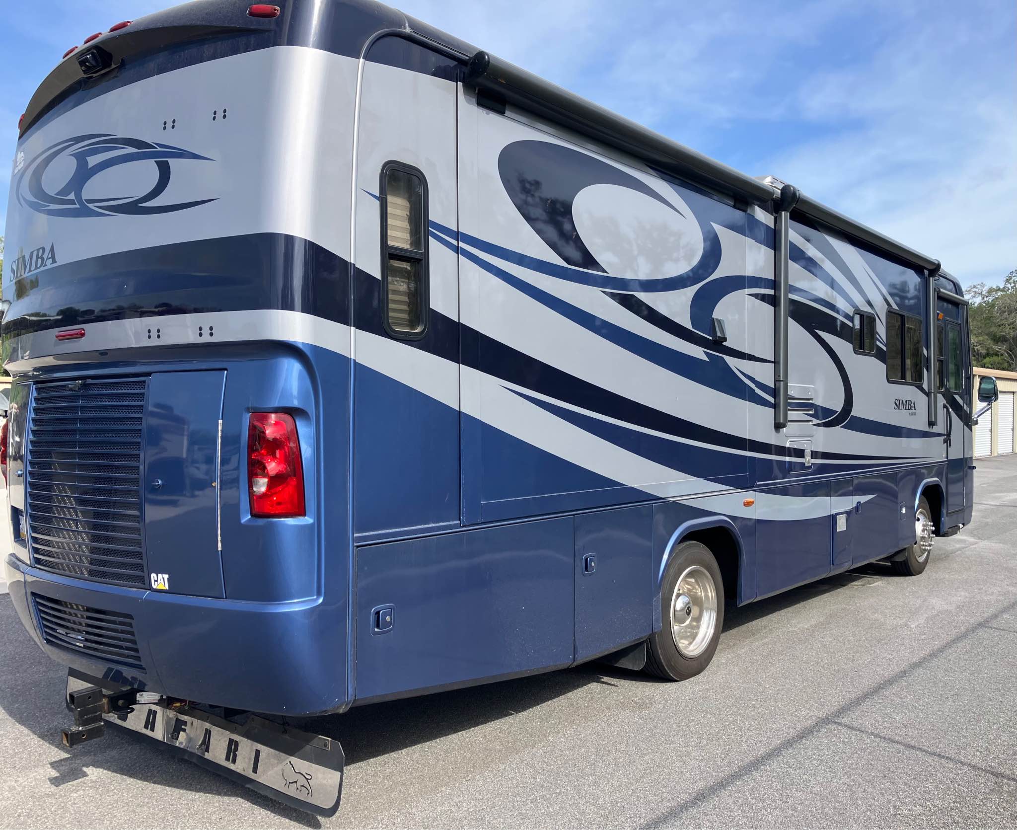 Diesel Safari Simba 34SBD 35' Class A Motorhome, 48k miles - RVs ...