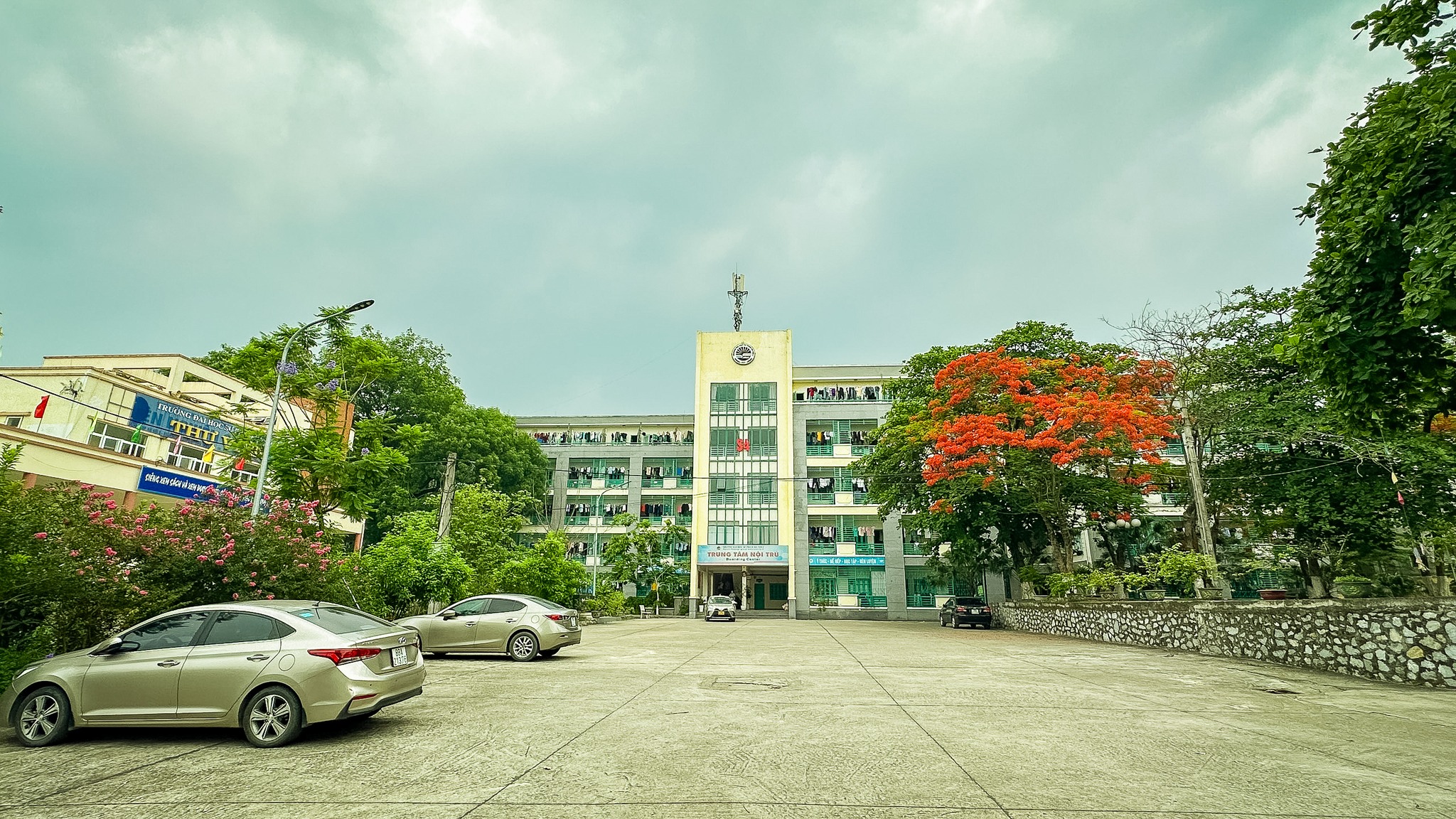 Trường Đại học Sư phạm Hà Nội 2
