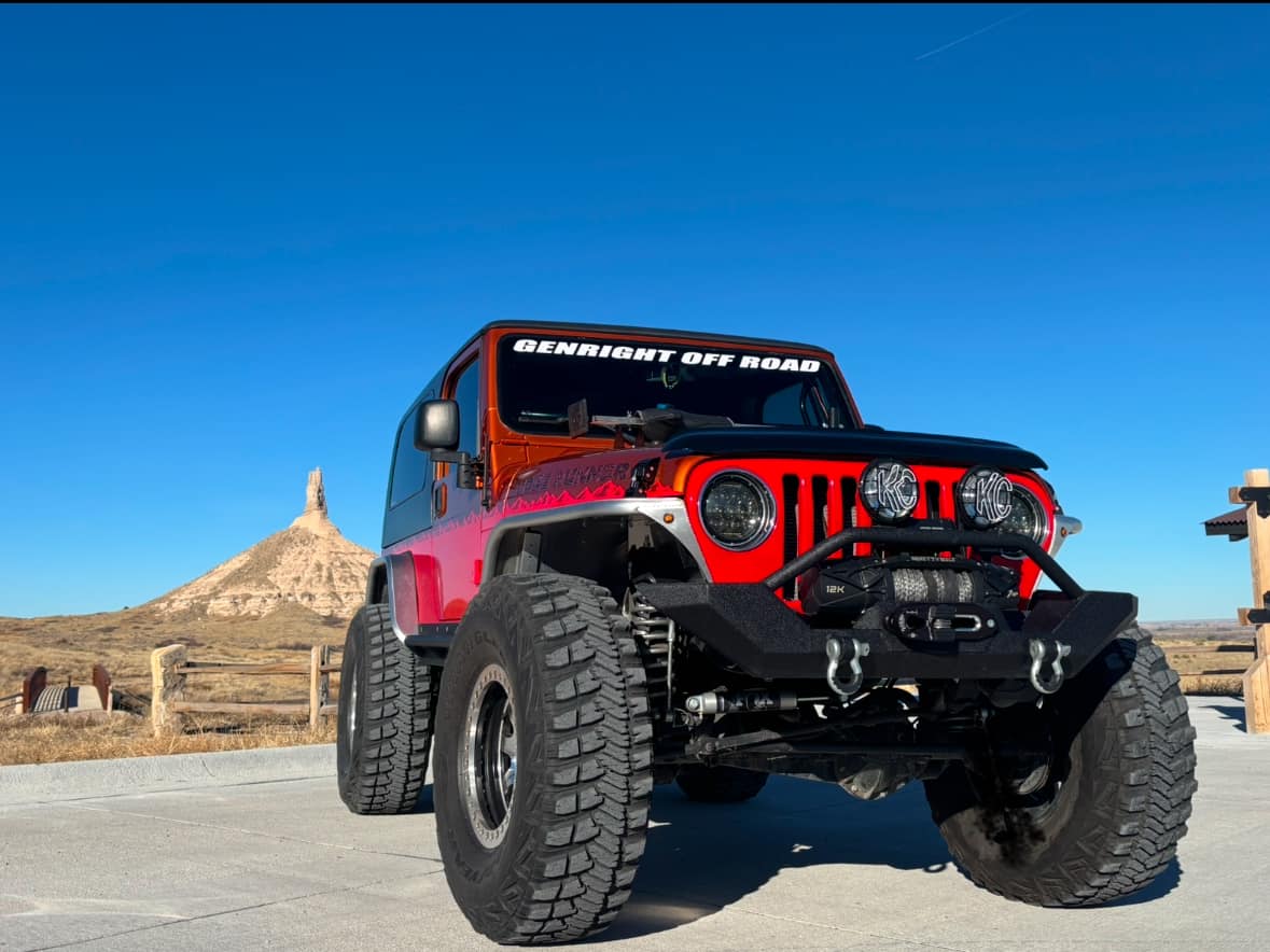 Jeep LJ off-road adventure at Chimney Rock