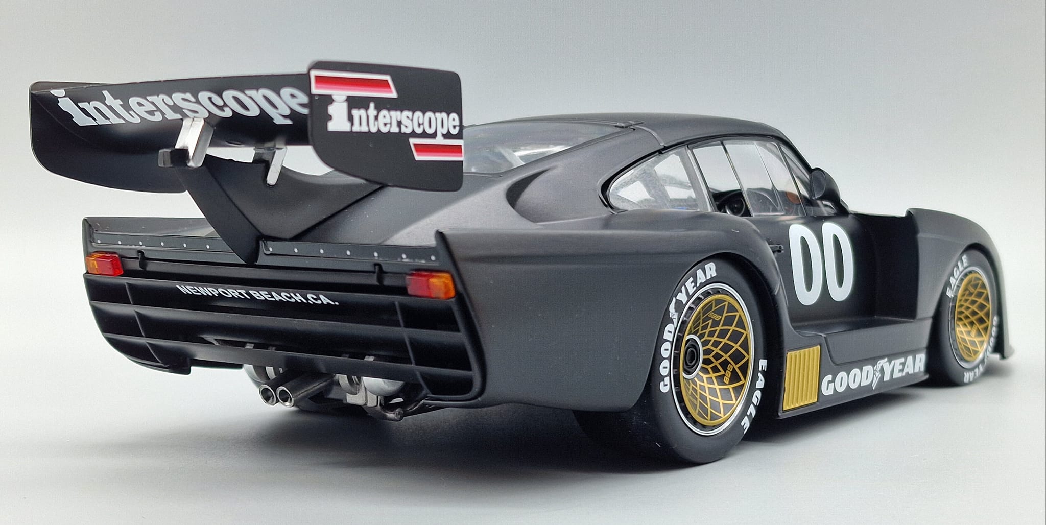 PORSCHE 935 K4 TEAM: INTERSCOPE RACING DIECAST: WERK83 IN 1/18 SCALE