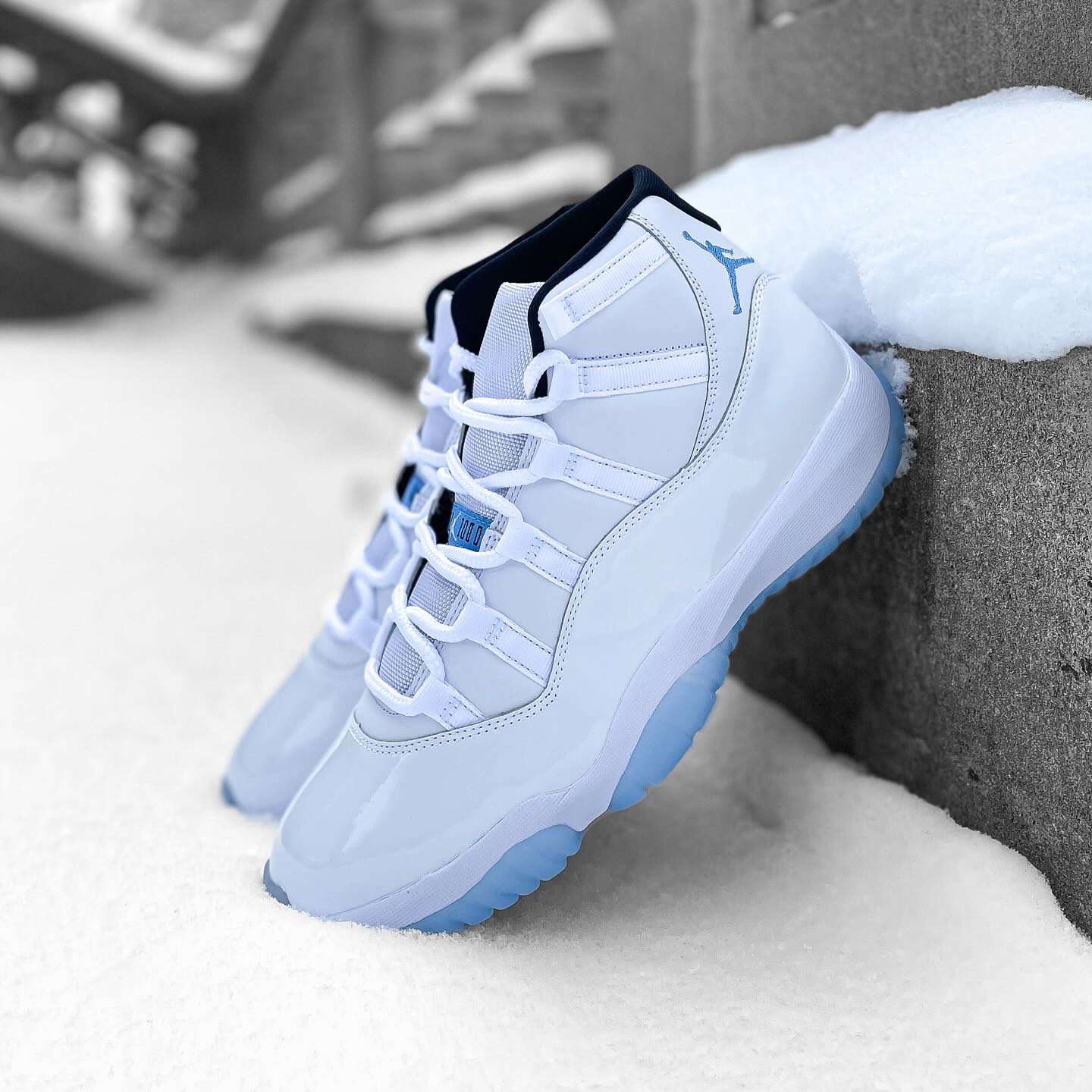 NIKE.COM] AIR JORDAN 11 RETRO “LEGEND BLUE” 由2008 年開始，JORDAN 