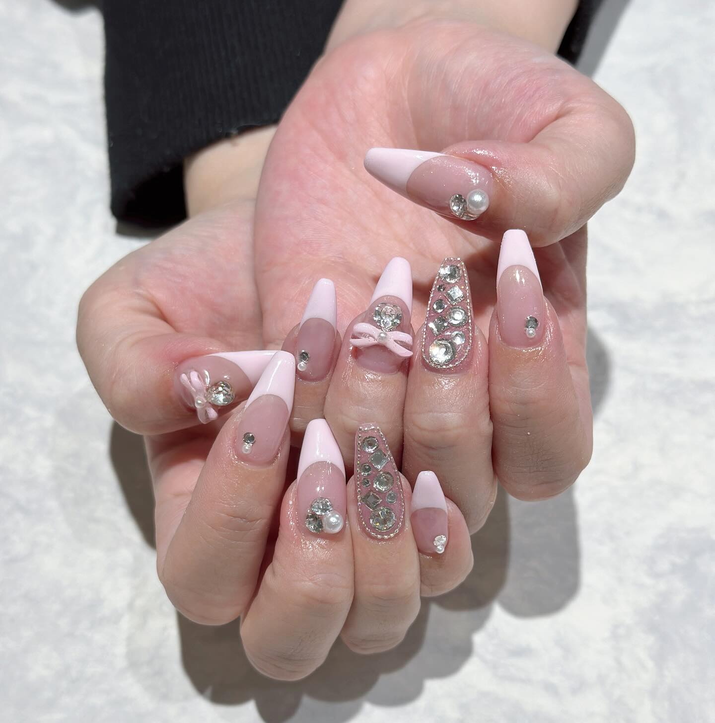 Aoinails - あえて隙間のあるうめつくし♡ バランスが大切? #埋め 