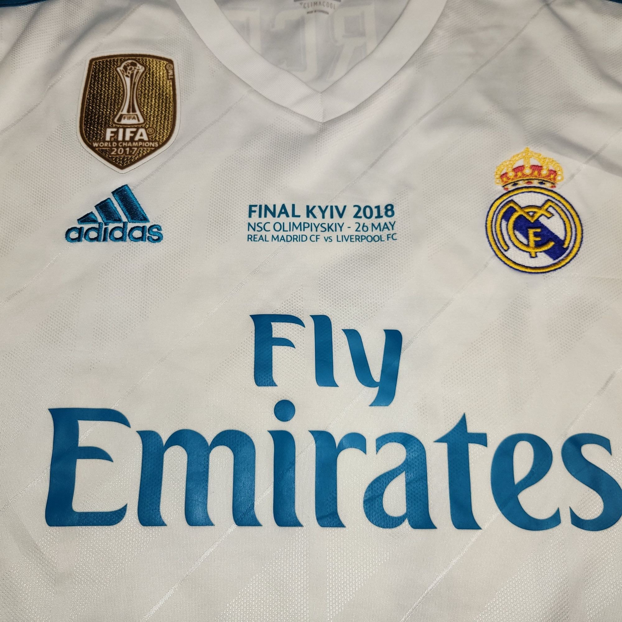 Marcelo Real Madrid 2017 2018 UEFA FINAL Long Sleeve Soccer Jersey 