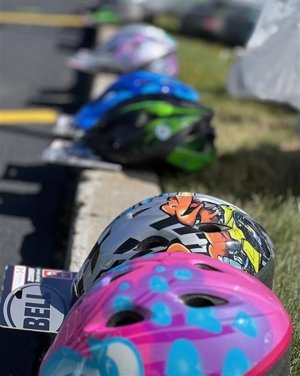 bell blast child bike helmet Project.21 This bike helmet is designed with a bold Bell Sports 7083694 Rally Girls