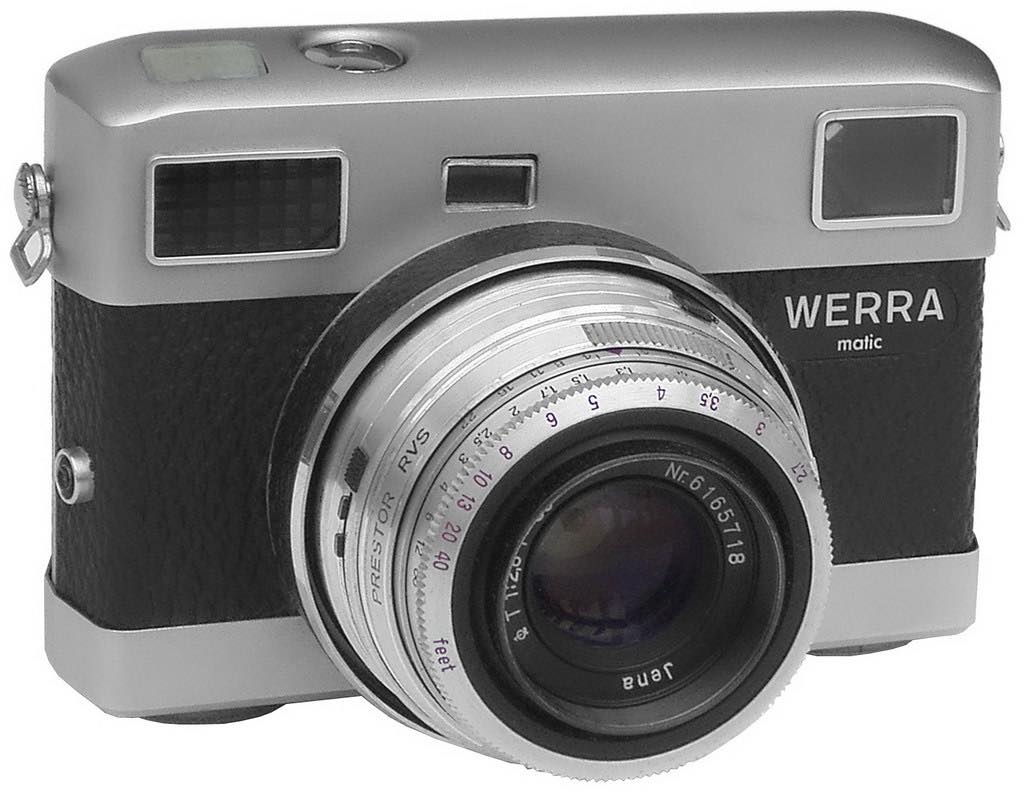 Werra Matic 35mm rangefinder camera with Tessar 50mm f2.8 lens