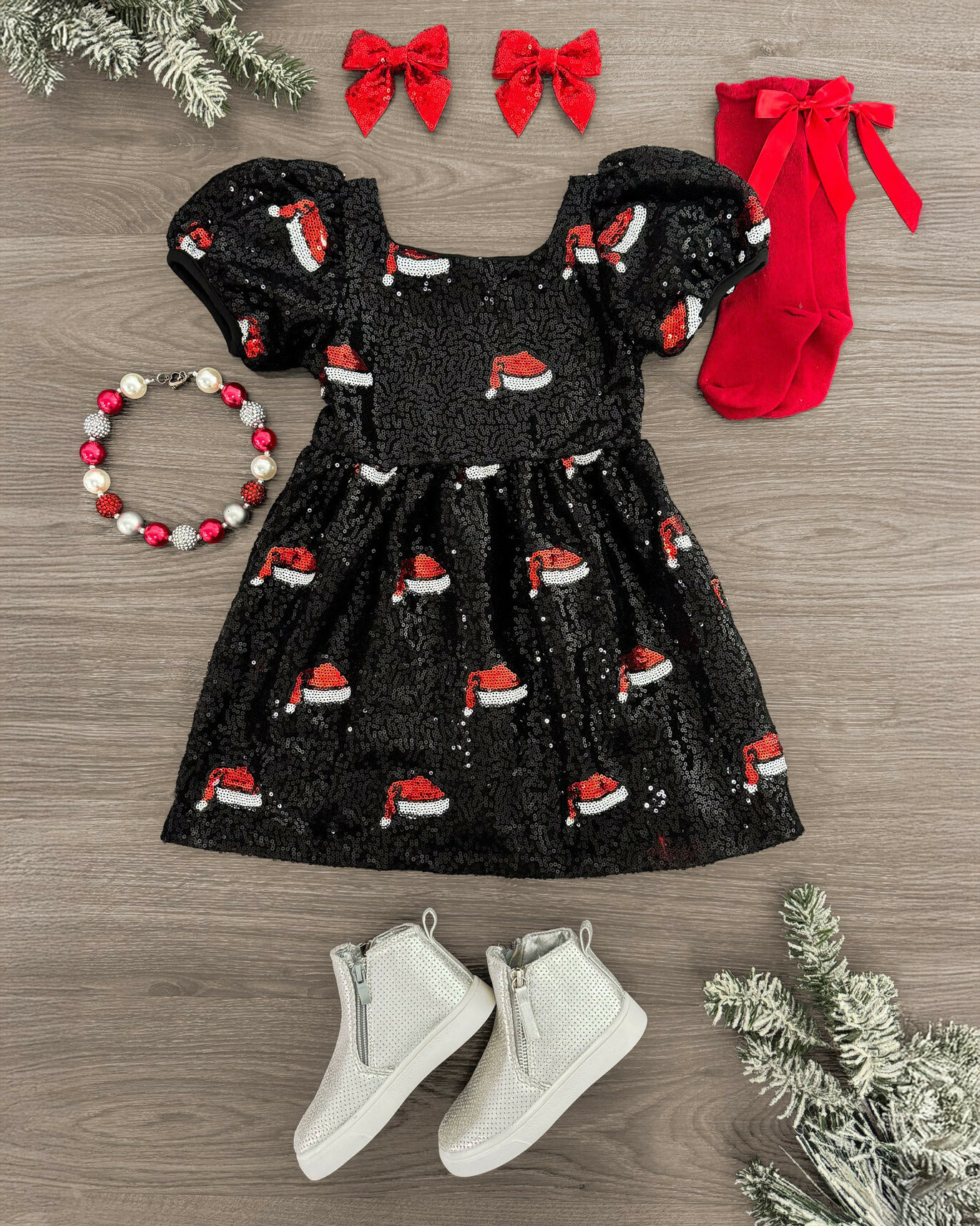 zaful christmas dress My kind of Santa 🎅🏼🎄 @zaful.it @zaful • #zaful #zafulgirl #zafuldress #christmas #christmastree #tvhost #telegiornaliste Color:Fern Bengaline Should Sleeping Beauty's dress Scoopneck Mini dress Higher neckline for added