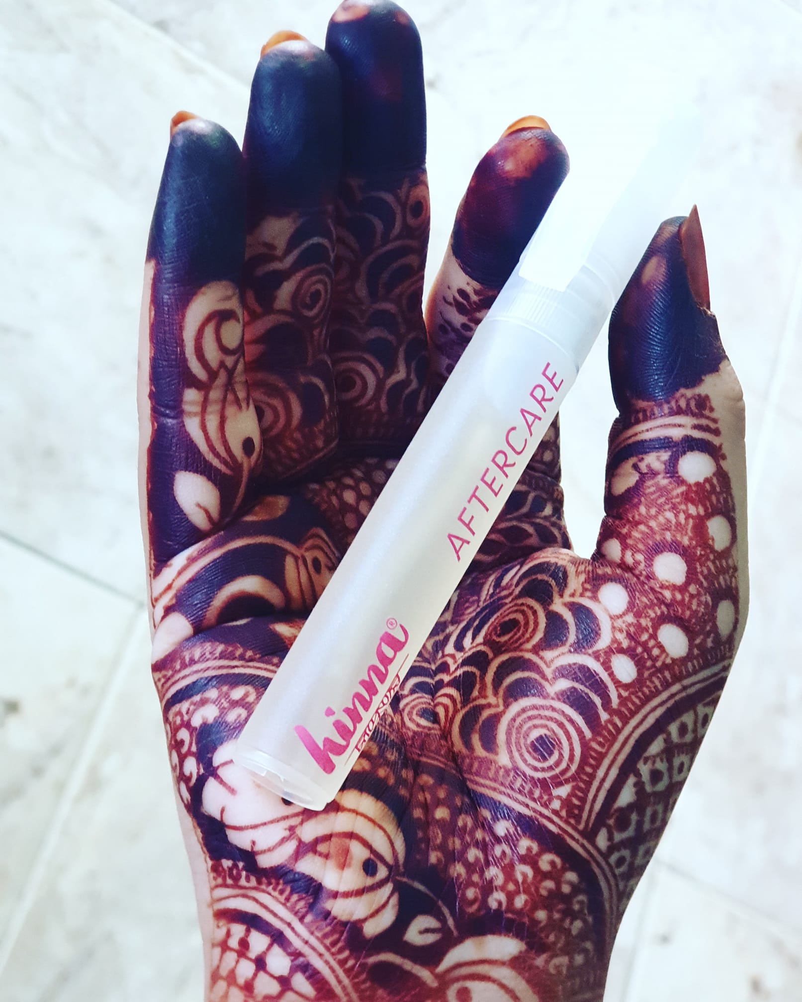 Peeroo Mehendi - Introducing the 'Hinna Sealer' Use the... | Facebook