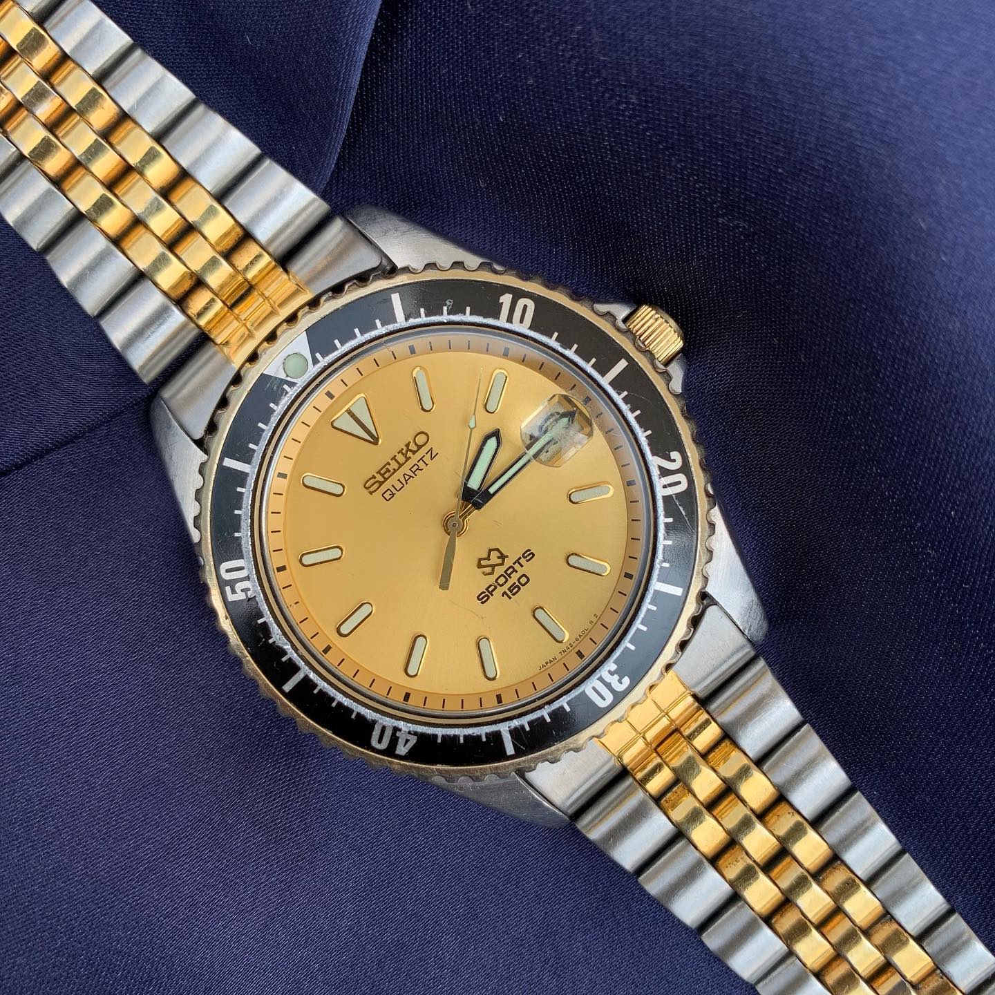 Seiko SQ Vintage Quartz 7N42-6A00 Pre-Owned - 85% Condition Price 