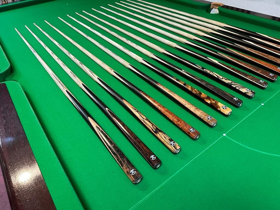 Dowsing Snooker Table Iron 240V / @ Chesworth Cues Sheffield Shop Price £379.95 | UK