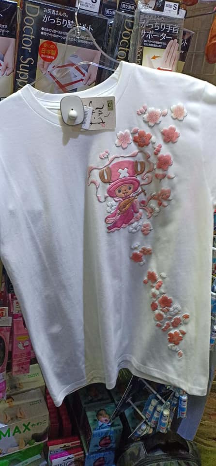 中国香港台湾和日本海外在线代购 日本代购 海贼王t 恤rm150 女m 男l 宽松款 Facebook