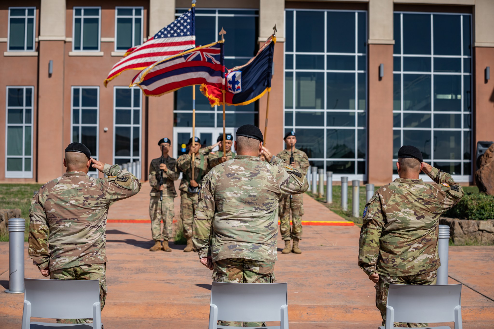 Hawaii - U.S. Army Command Sgt. Maj. Shon K. Antolin, right, outgoing ...