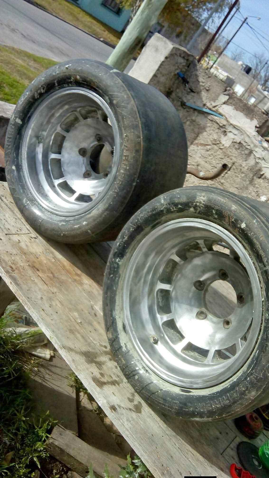 Vendo 4 llantas de tc viejo 15x11 - Car Wheels, Tires & Parts ...