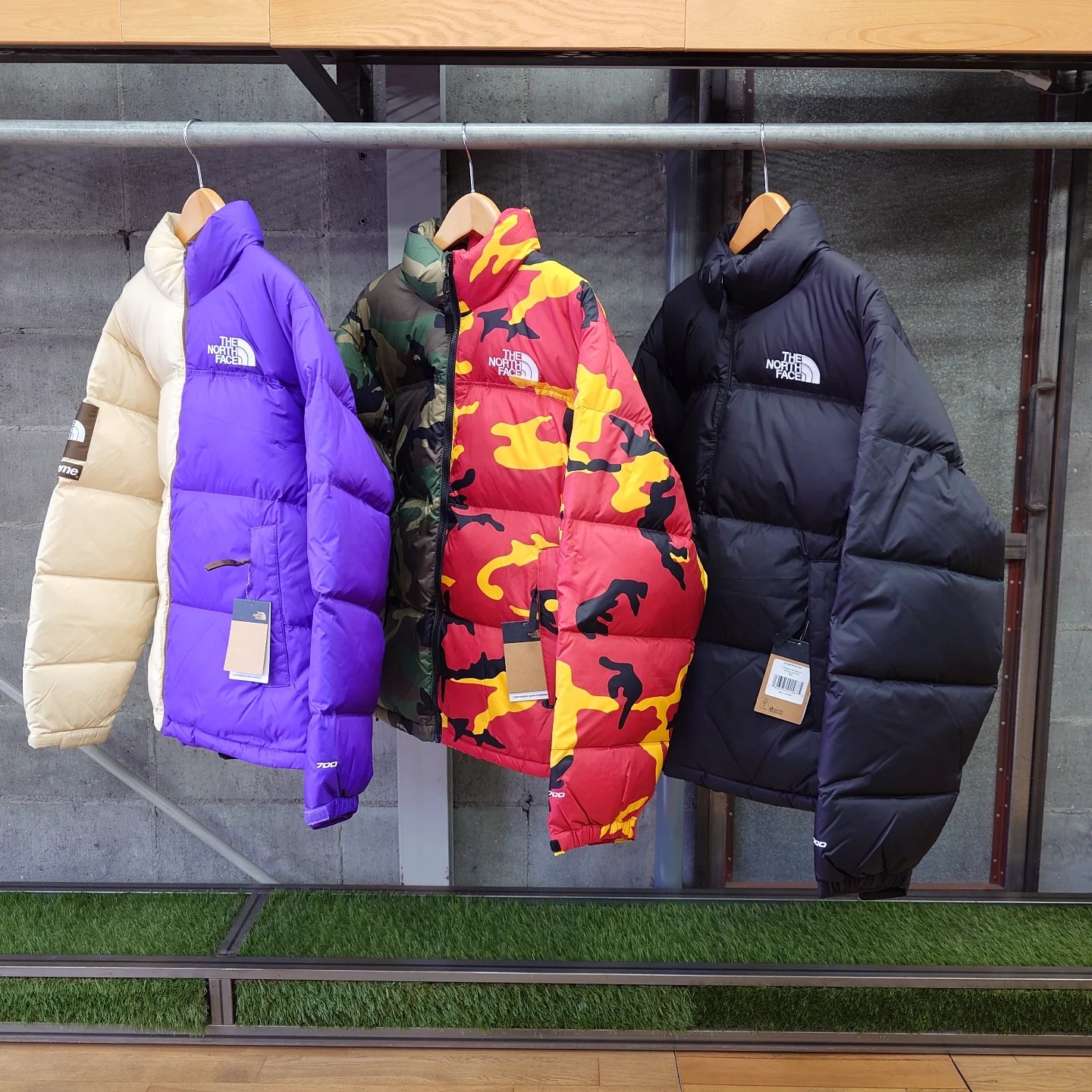 Supreme】 Supreme®/The North Face® Split Nuptse Jacket ・ 毎回 