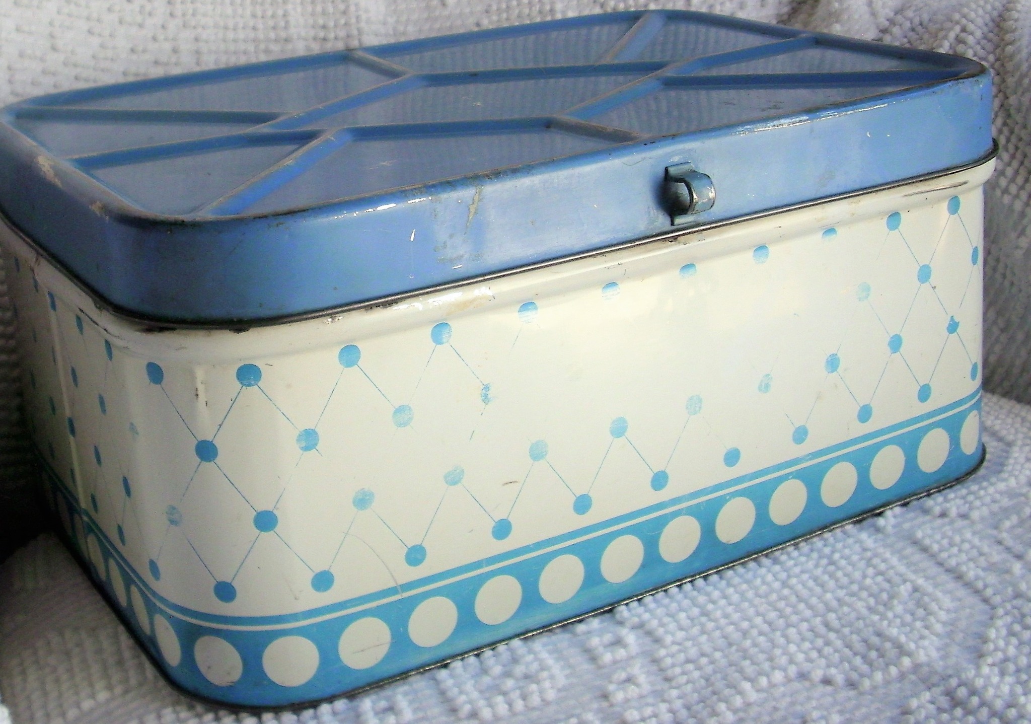 専用 ヴィンテージ ランズバーグ ブレッドボックス Pick a vintage bread box! The red Ransburg box was found online