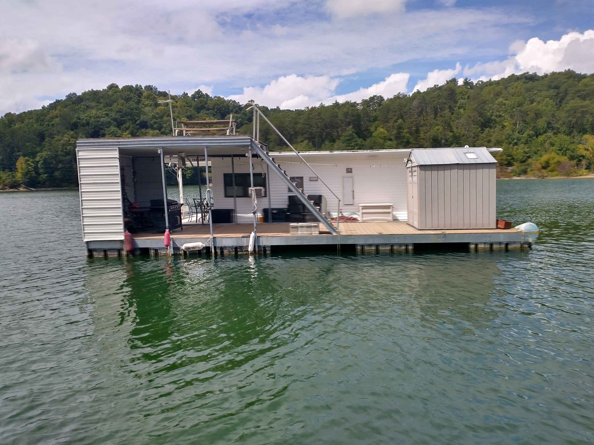 2002 Houseboat and bennington pontoon - Boats - Tazewell, Tennessee ...