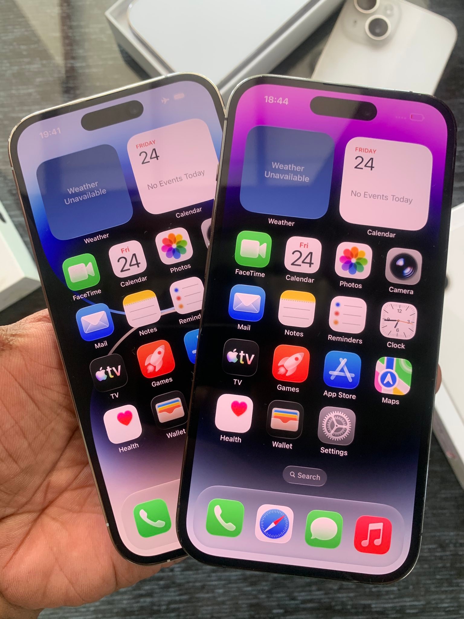 Apple iPhone 14 Pro 256GB Deep purple Condition 98% Battery health 