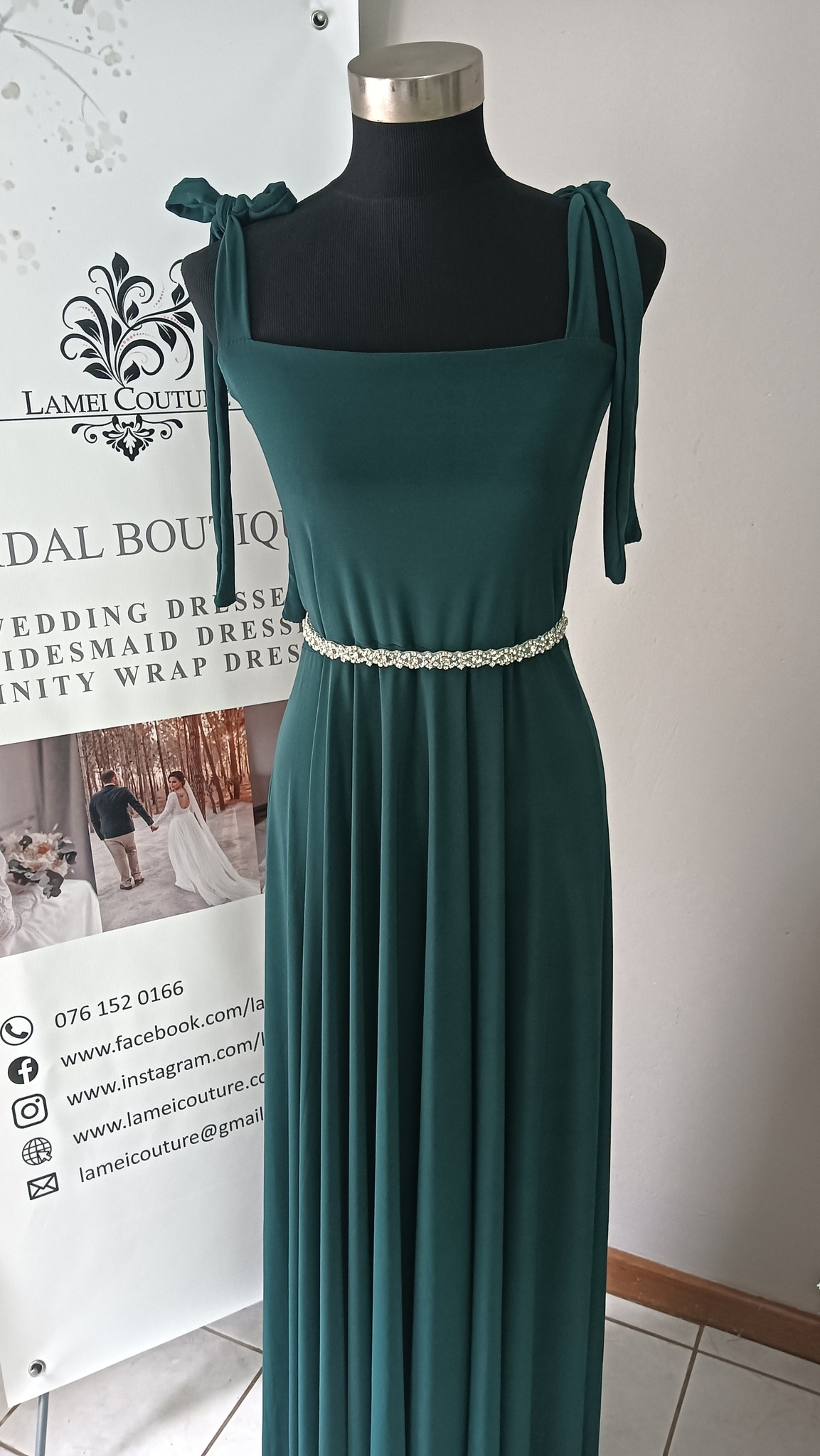 M I Y A D R E S S 🌸Did you know?...you can add a rhinestone belt to your bridesmaid dresses... A rhinestone belt is a simple yet stunning way to add