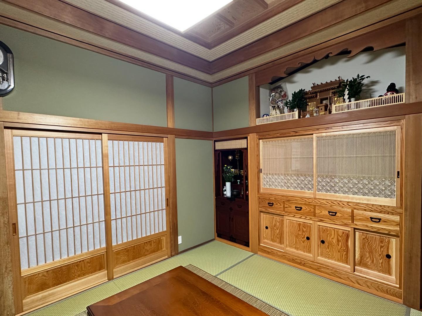 茶の間建具、仏壇、組子障子入箪笥 #wood #woodwork #japan #建具#家具