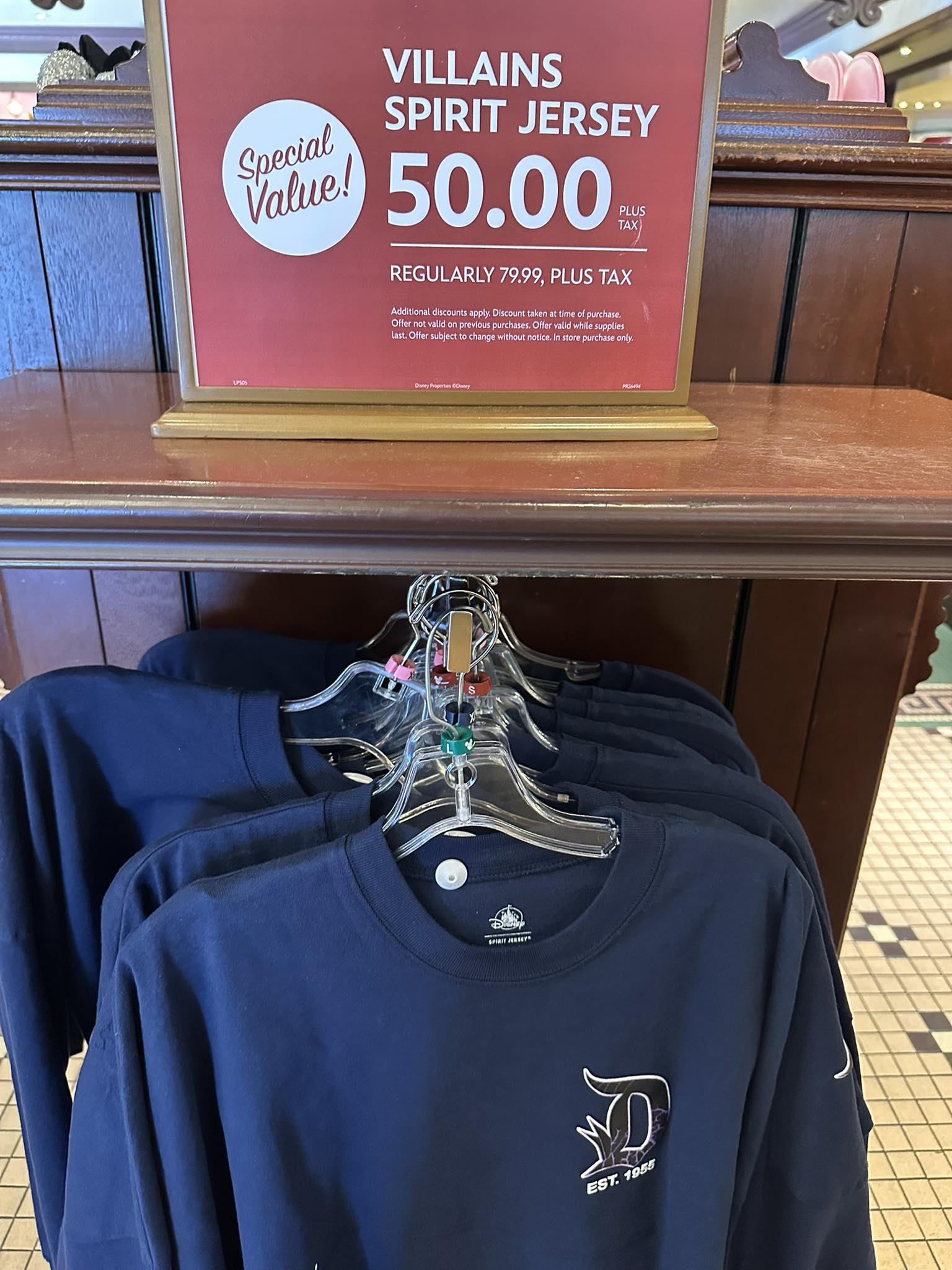 Special offer on the pre-opening Spirit Jerseys for World of