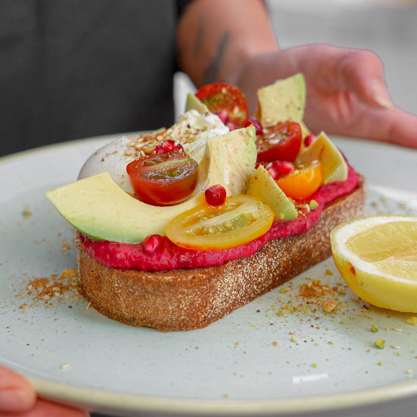 Platform T8 - 😍 A new twist on our classic “Avo” breakfast...