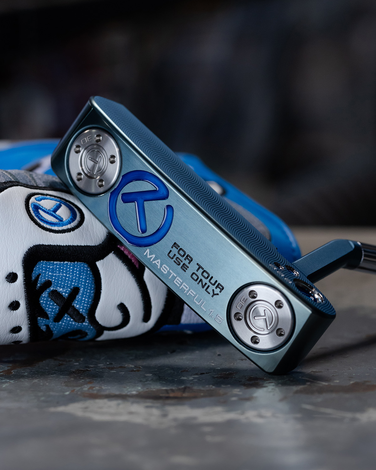 Scotty Cameron 34-inch select putter with mystic blue finish