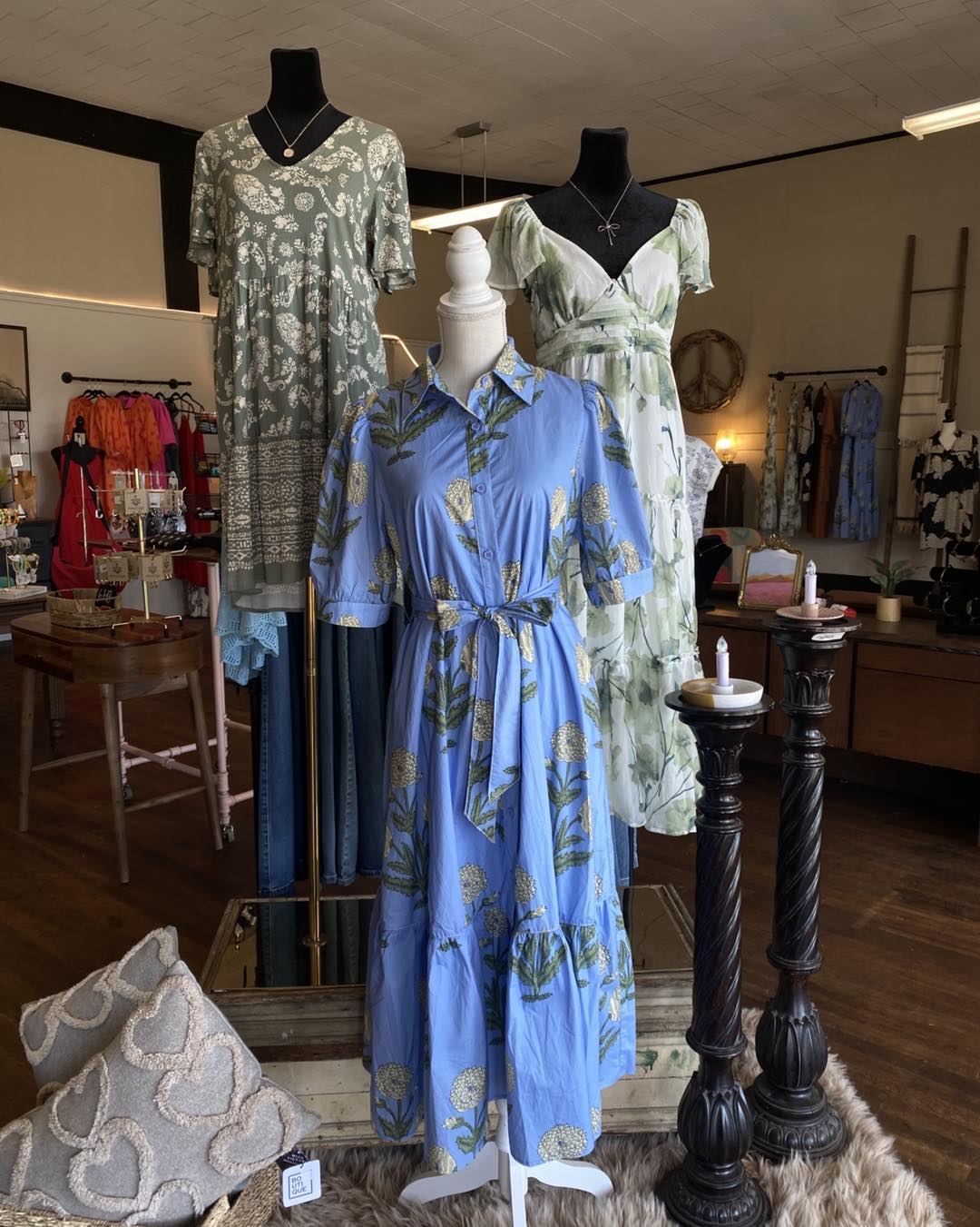 if you're in need of a graduation dress, we have you covered! stop by today from 10a-5p to find the perfect dress for the occasion! #outeredge #outeredgeboutique #boutique #boutiqueshopping #downtown #boutiqueclothing #boutiquefashion #