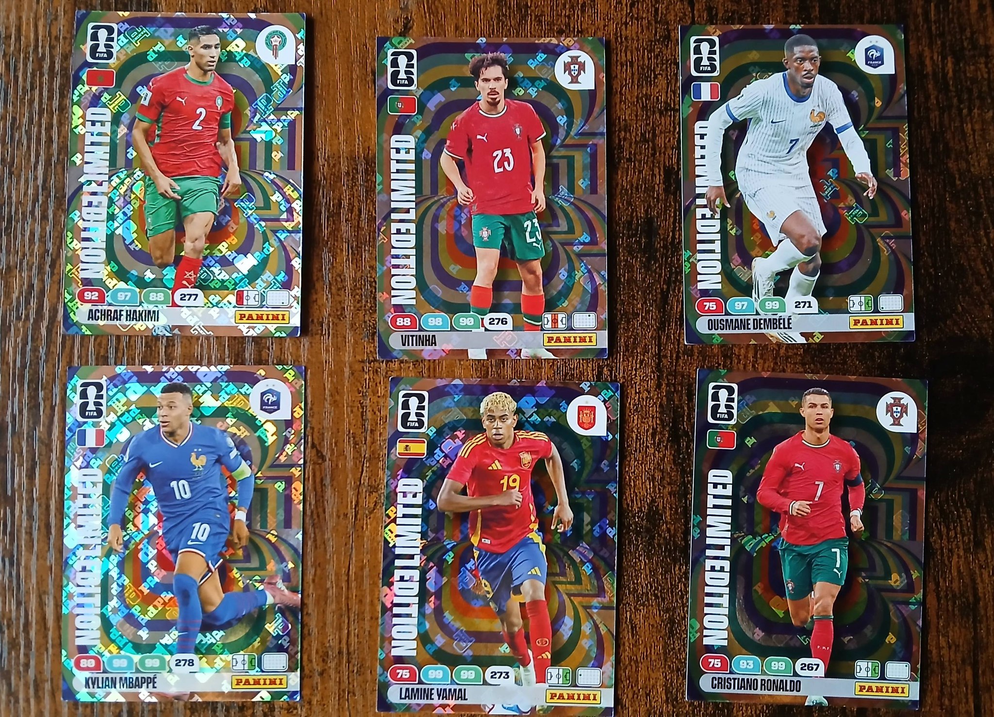 Pack mundialero de 7 sobres (49) más una carta edición limitada