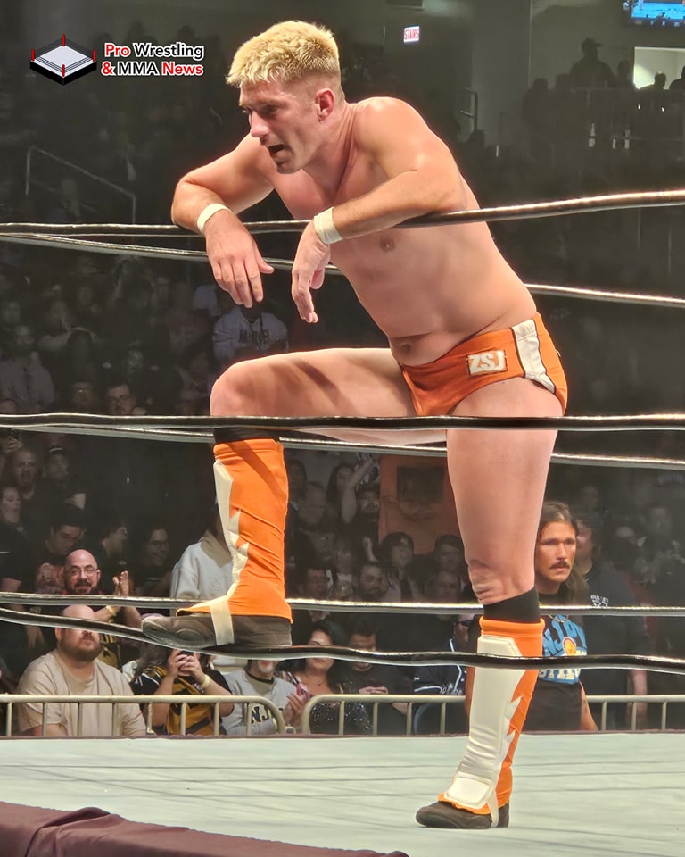 未開封　WWE 新日　エリート！天災　テンサイ（ジャイアント・バーナード） 未開封 WWE 新日 エリート！天災 テンサイ（ジャイアント・バーナード