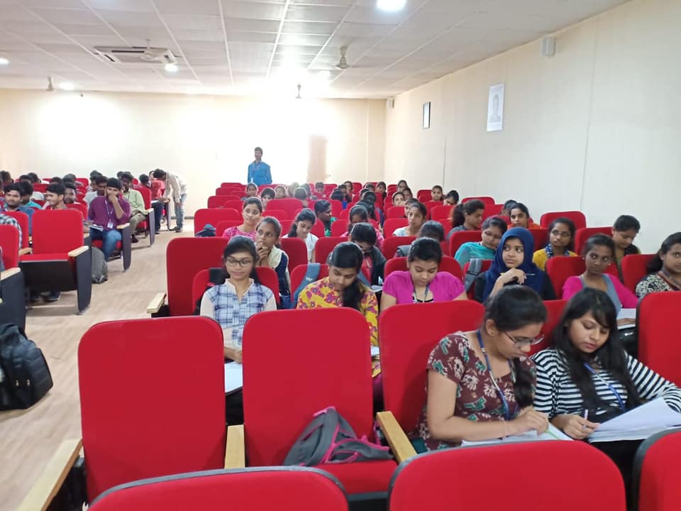 Malla... - Malla Reddy College of Engineering & Technology