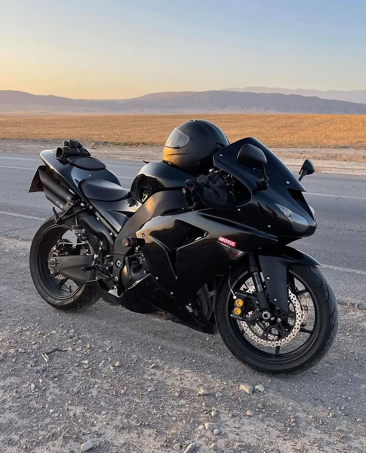 Ninja ZX-25R : Metallic Matte Graphene Steel Gray 🔥🔥