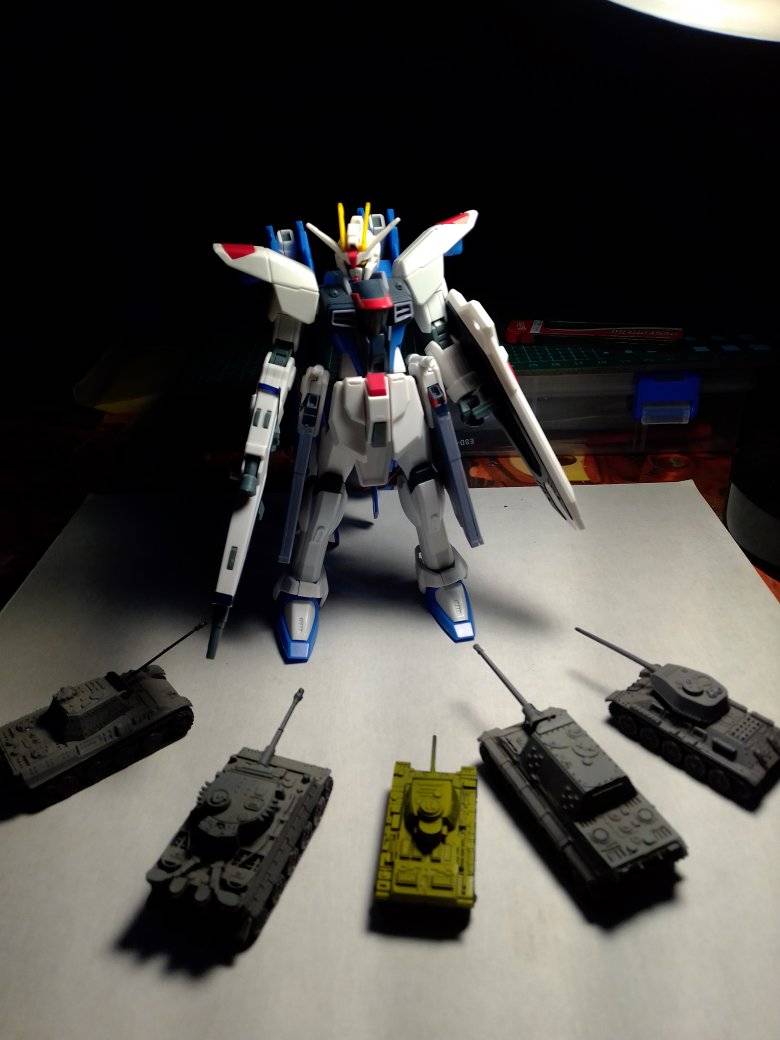 Muñeco Gundam Universe OZ-00MS2 Tallgeese II de Bandai (Tamashii