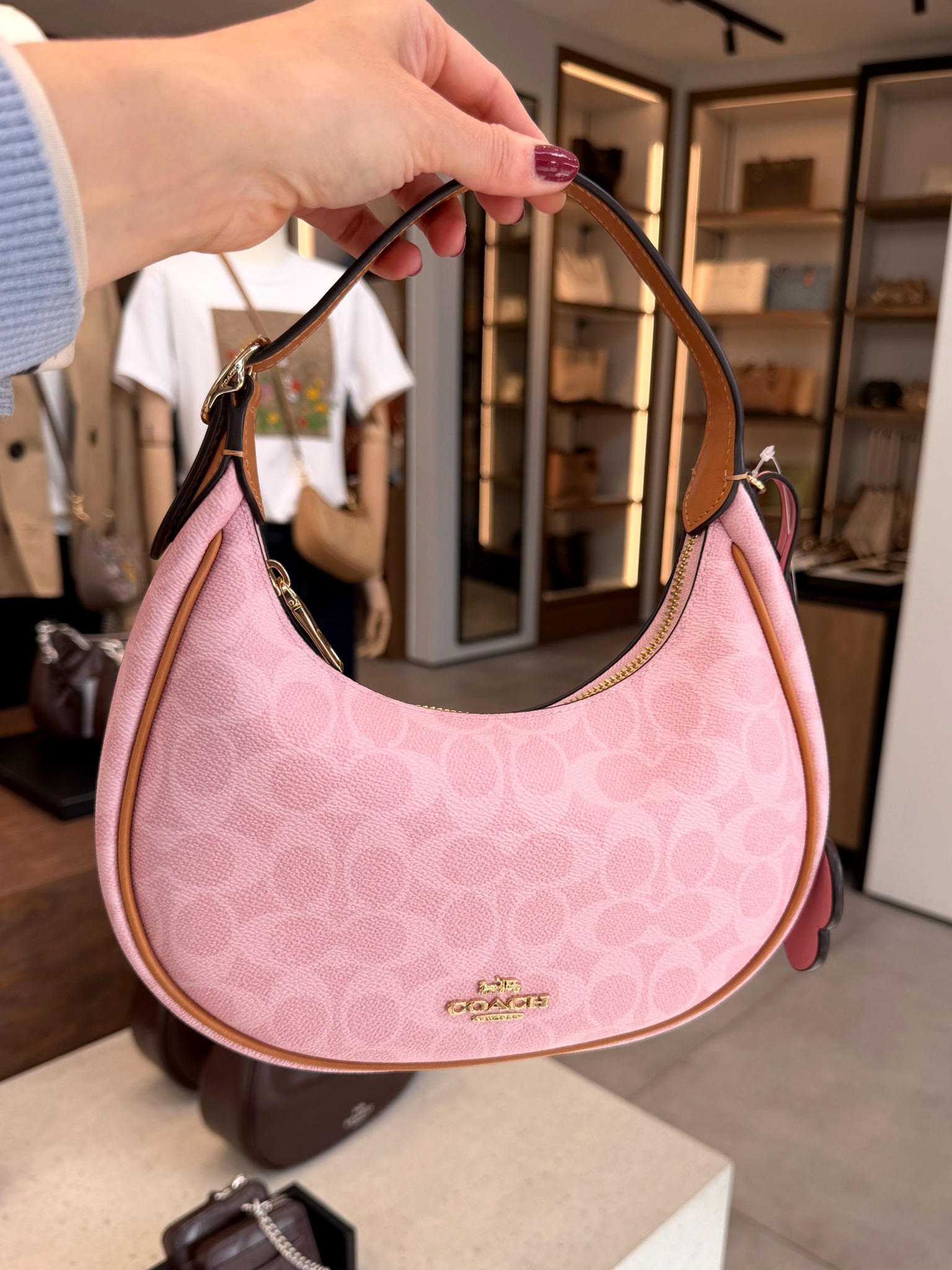 Golden hour ready at Coach ✨ Serving effortless summer style 