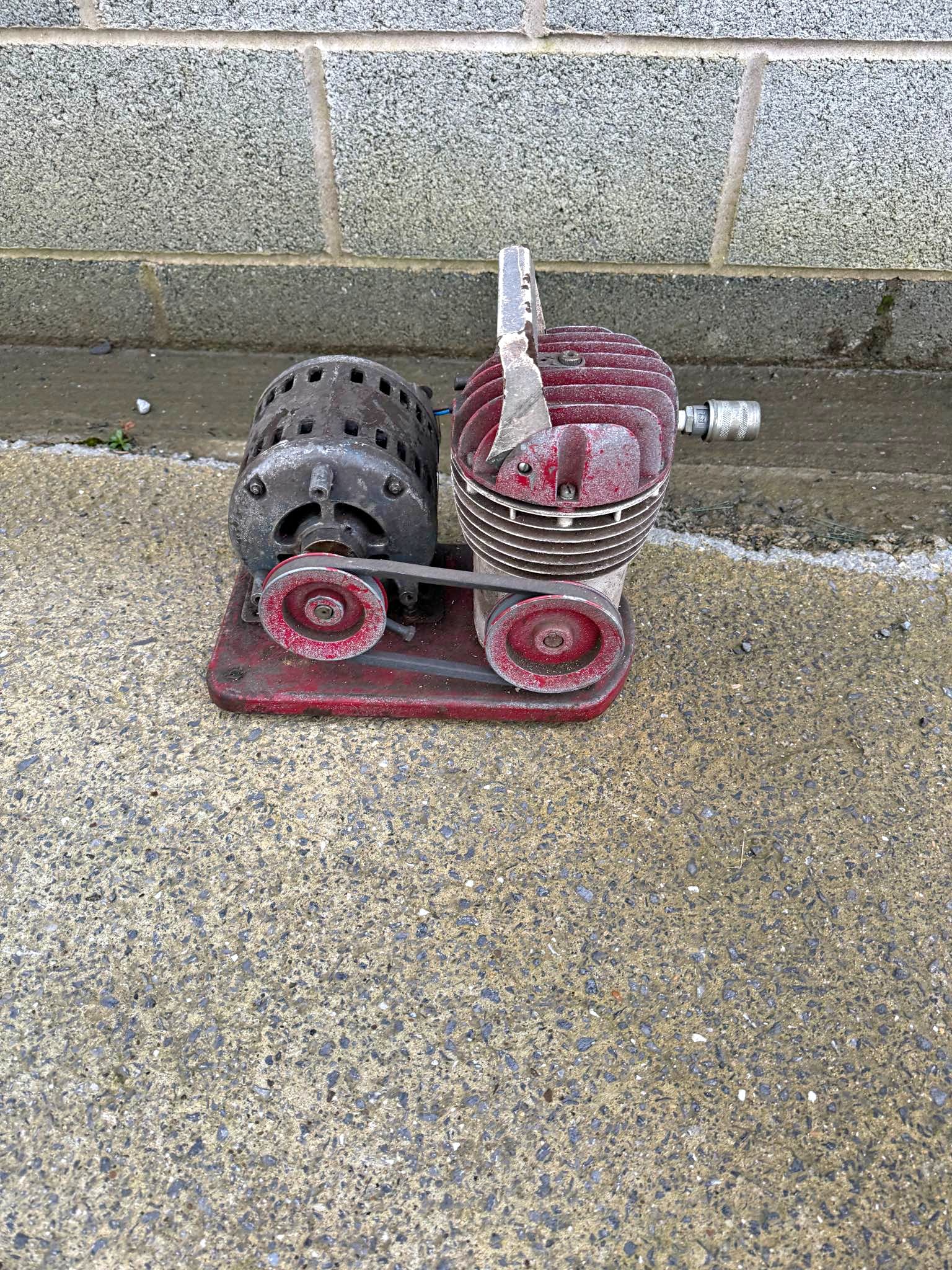 Vintage compressor - Air Compressors - Llanybyther, Carmarthenshire ...