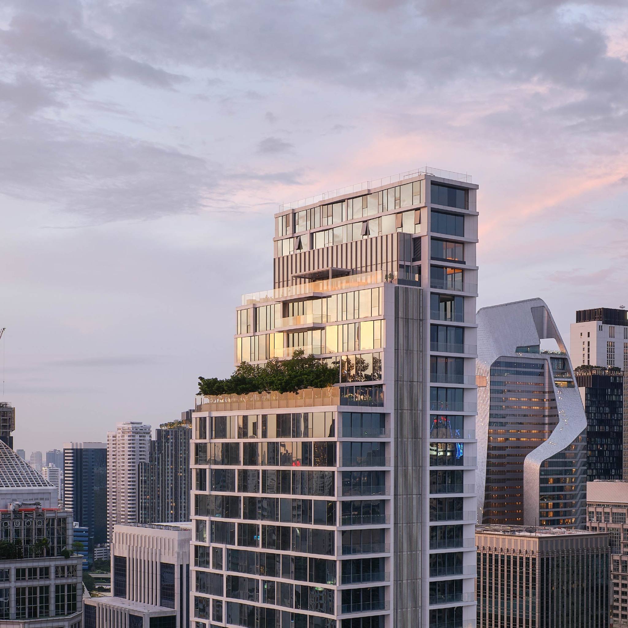 Room Books - SCOPE LANGSUAN คอนโดมิเนียมระดับ Ultra Luxury... | Facebook